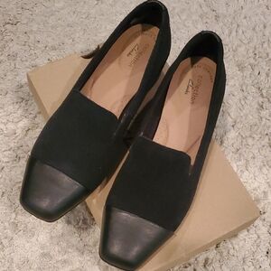 Clarks Women's Black Flats